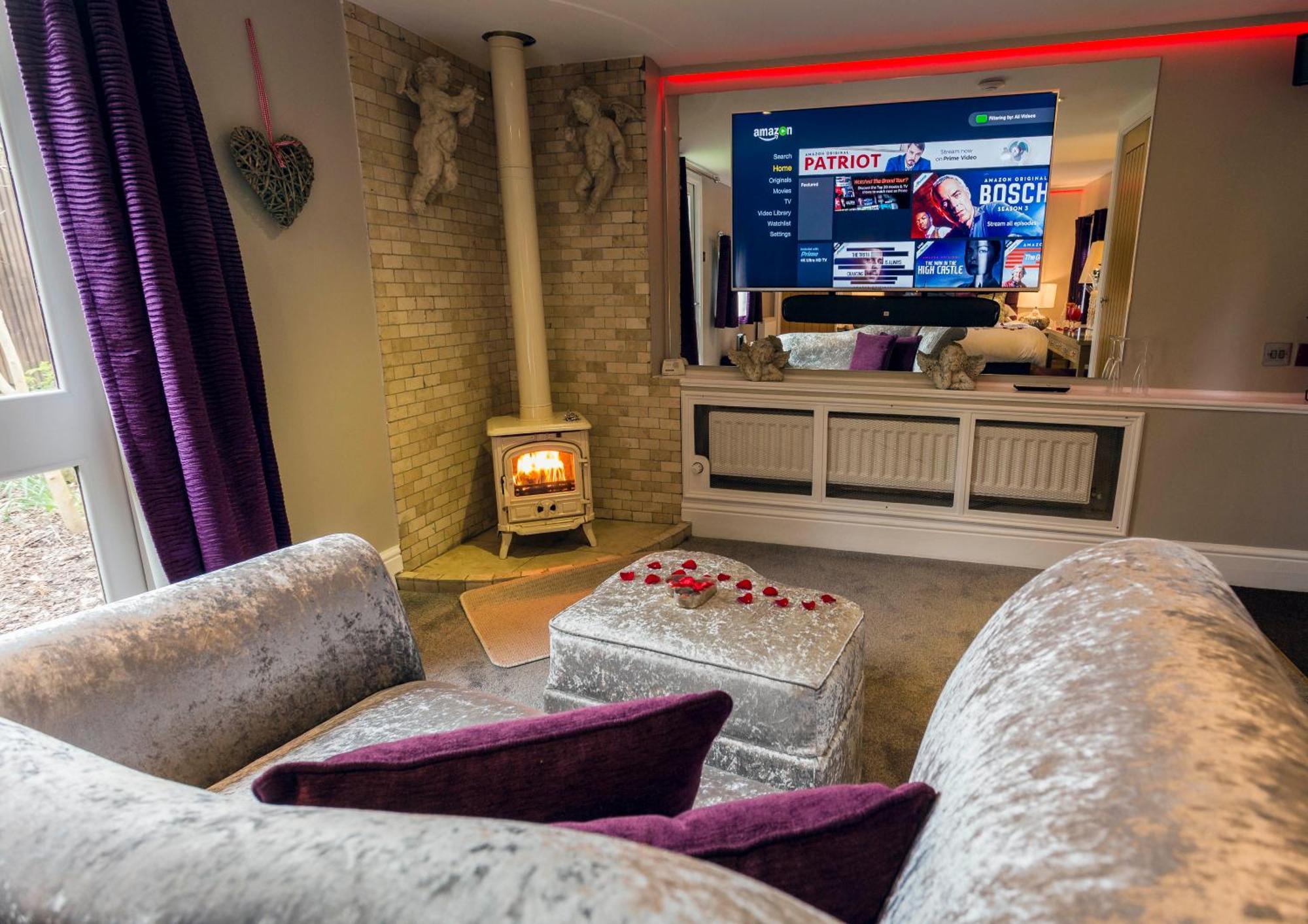 Aphrodites Group - Luxury Hot Tub Suites In Central Lake District! Bowness-on-Windermere Exteriér fotografie