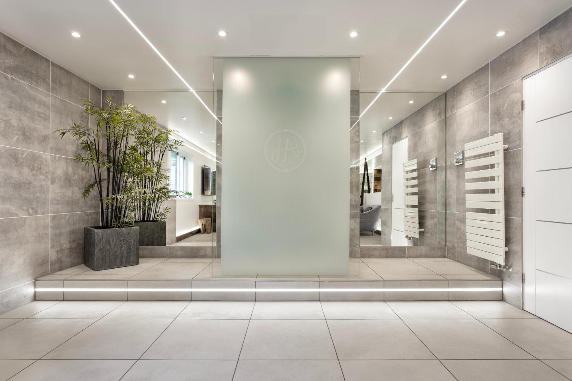 Aphrodites Group - Luxury Hot Tub Suites In Central Lake District! Bowness-on-Windermere Exteriér fotografie