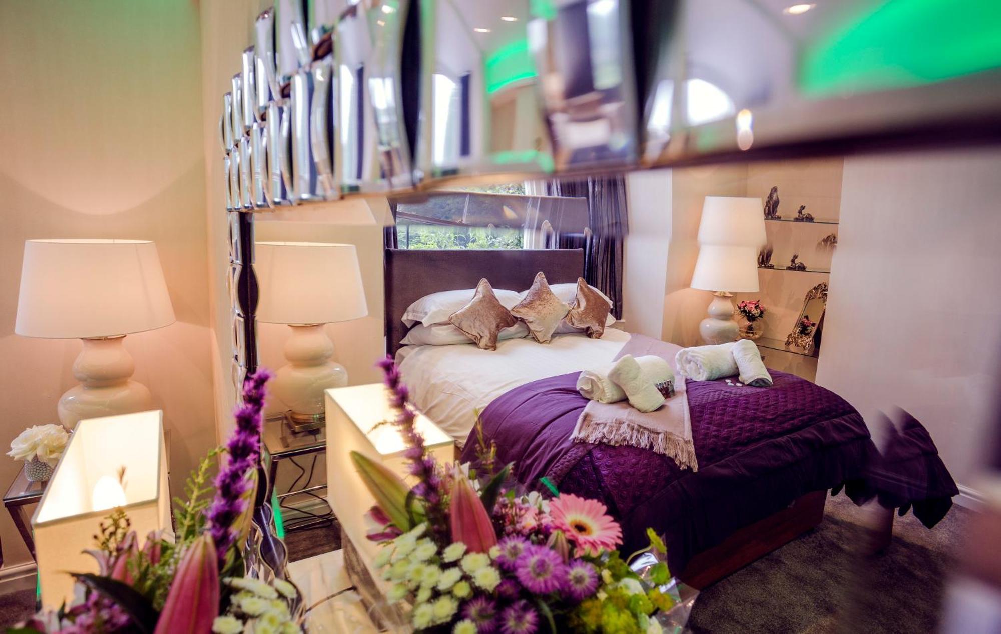Aphrodites Group - Luxury Hot Tub Suites In Central Lake District! Bowness-on-Windermere Exteriér fotografie