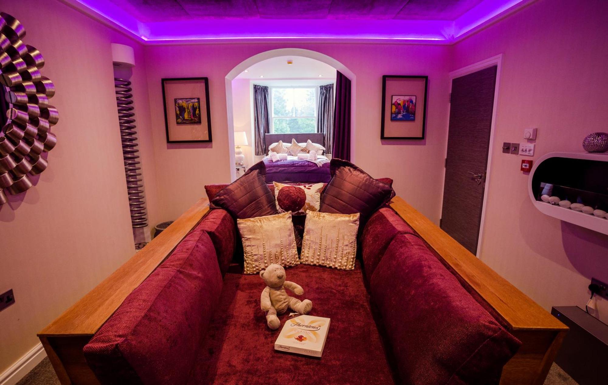 Aphrodites Group - Luxury Hot Tub Suites In Central Lake District! Bowness-on-Windermere Exteriér fotografie