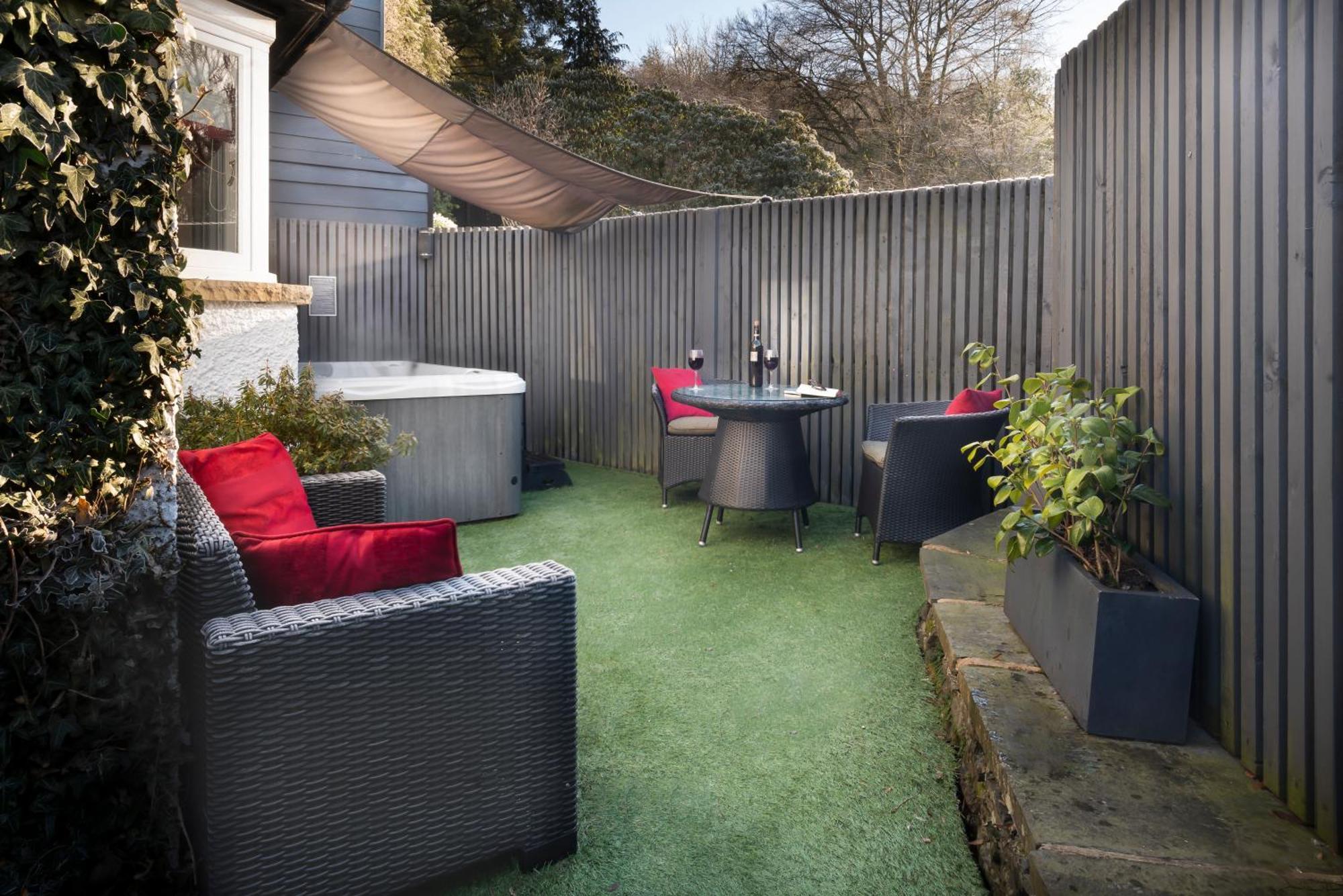 Aphrodites Group - Luxury Hot Tub Suites In Central Lake District! Bowness-on-Windermere Exteriér fotografie