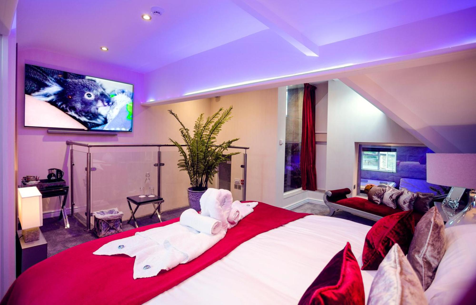 Aphrodites Group - Luxury Hot Tub Suites In Central Lake District! Bowness-on-Windermere Exteriér fotografie